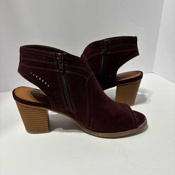 Sonoma Thelma Burgundy Faux Suede Open Toe Bootie 3" Heel Shoes Size 9 - Picture 1 of 6